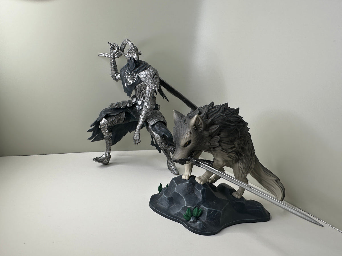 Dark Souls Artorias + Sif Figure Bundle