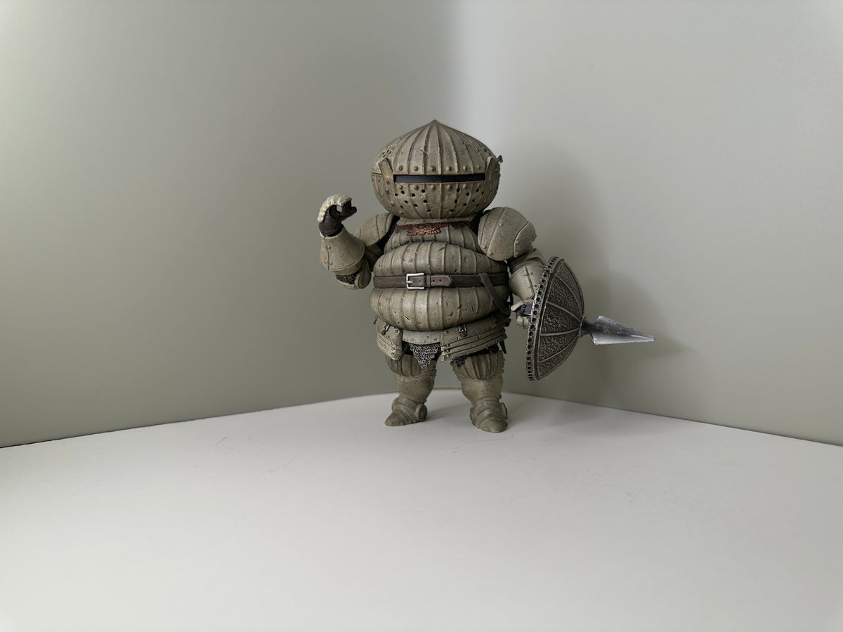 Dark Souls Catarina Siegmeyer Onion Knight PVC Statue No Box (missing sword)